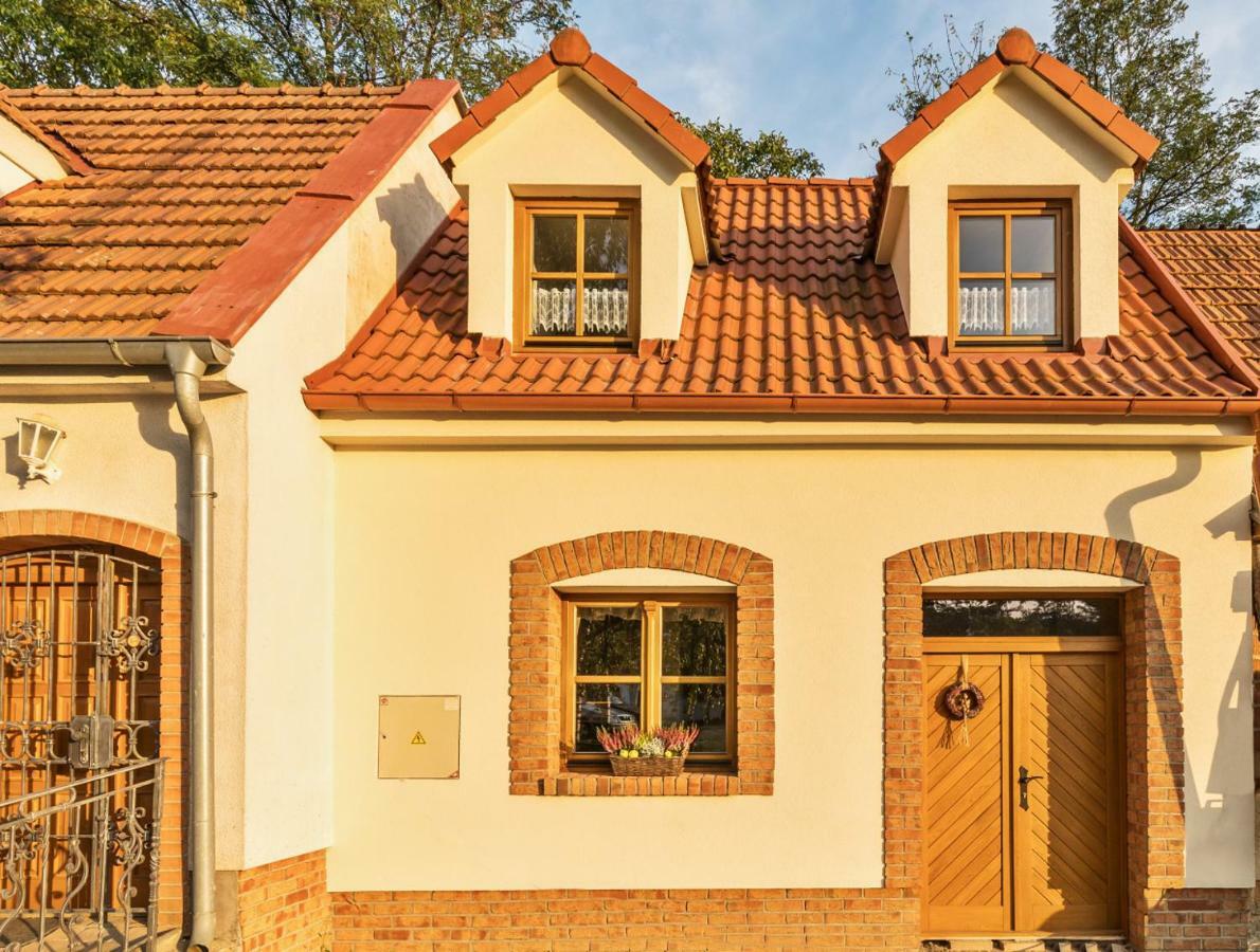 Vinarstvi Fiamoli Apartment Vracov Bagian luar foto